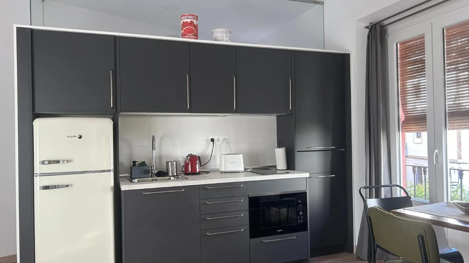 Acogedor Estudio En Alameda Centro Sevilla Spanien
